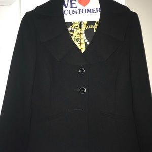 Tahari Black blazer size 2P